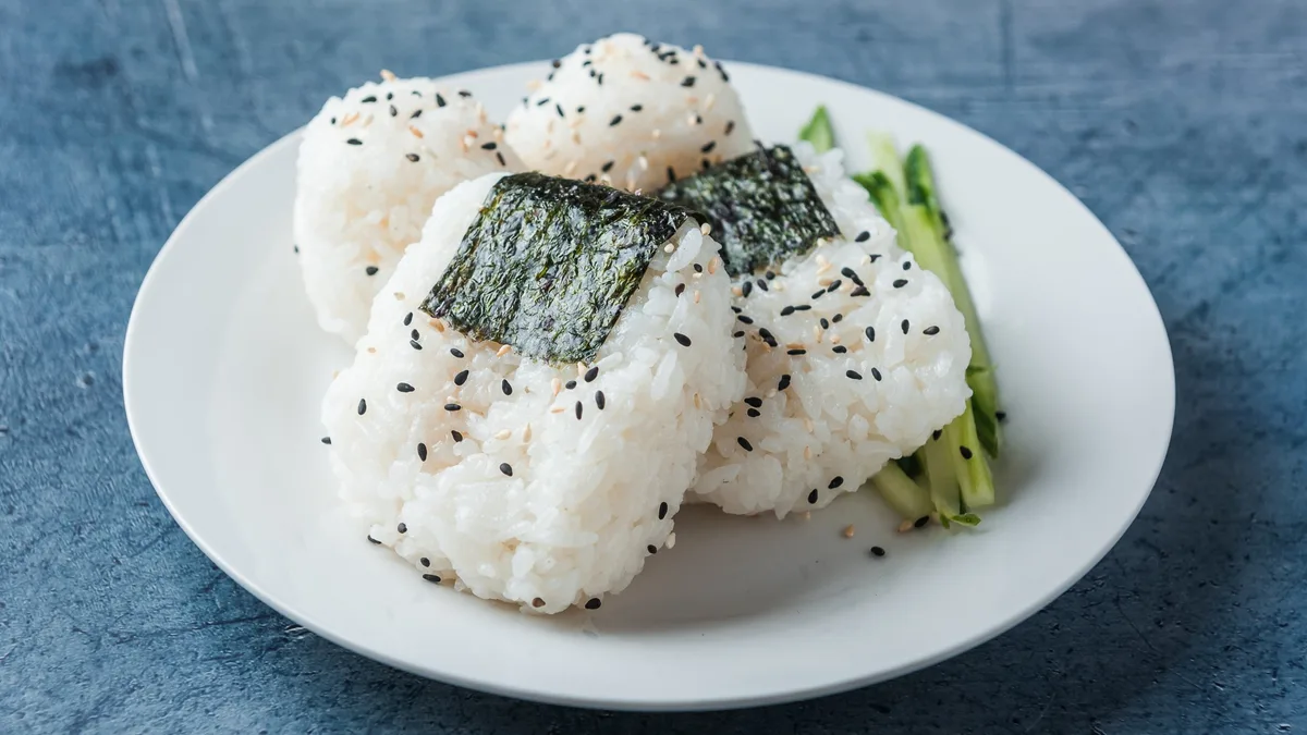 Steamed Rice and Sesame