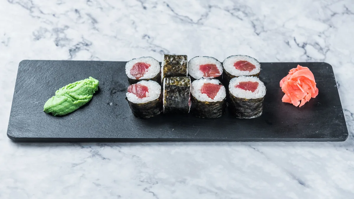 Tuna Maki Roll