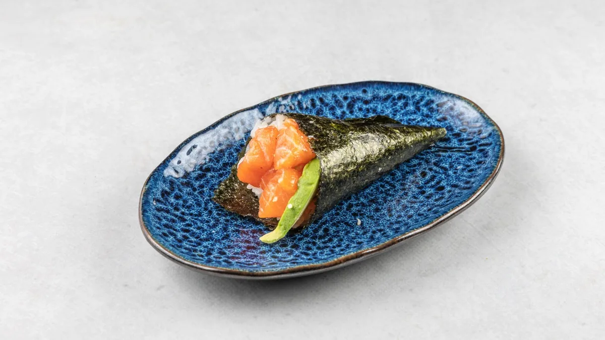 Temaki sake