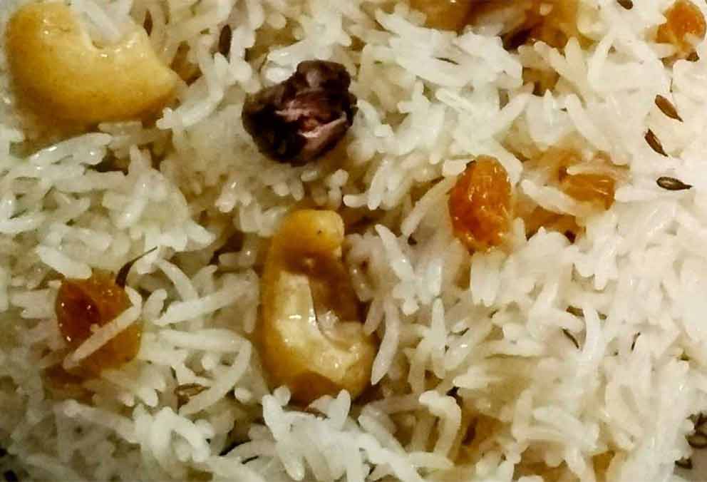 Kashmiri Nueces Pulao