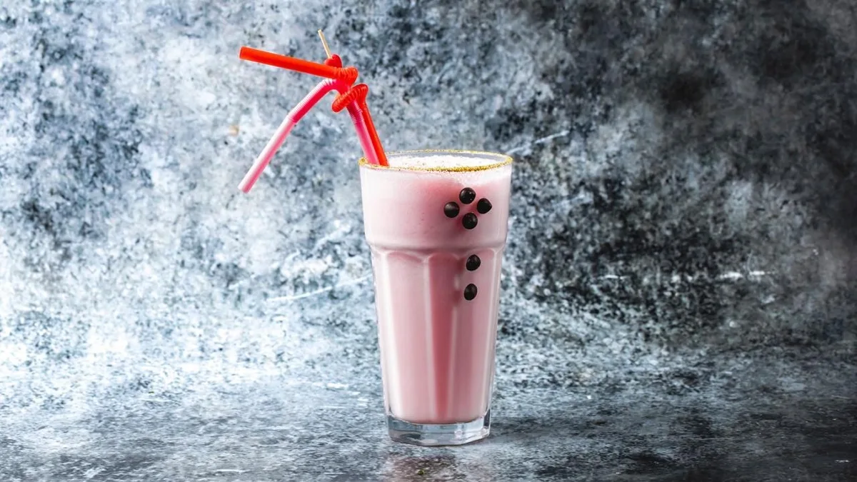 Strawberry Lassi