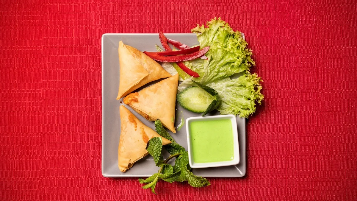 Meat samosa (A1)