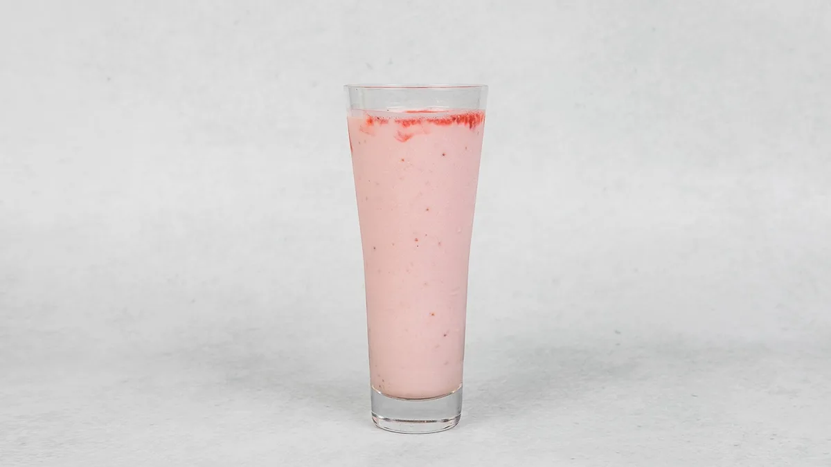Taj ストロベリーラッシー(Taj Strawberry Lassi)