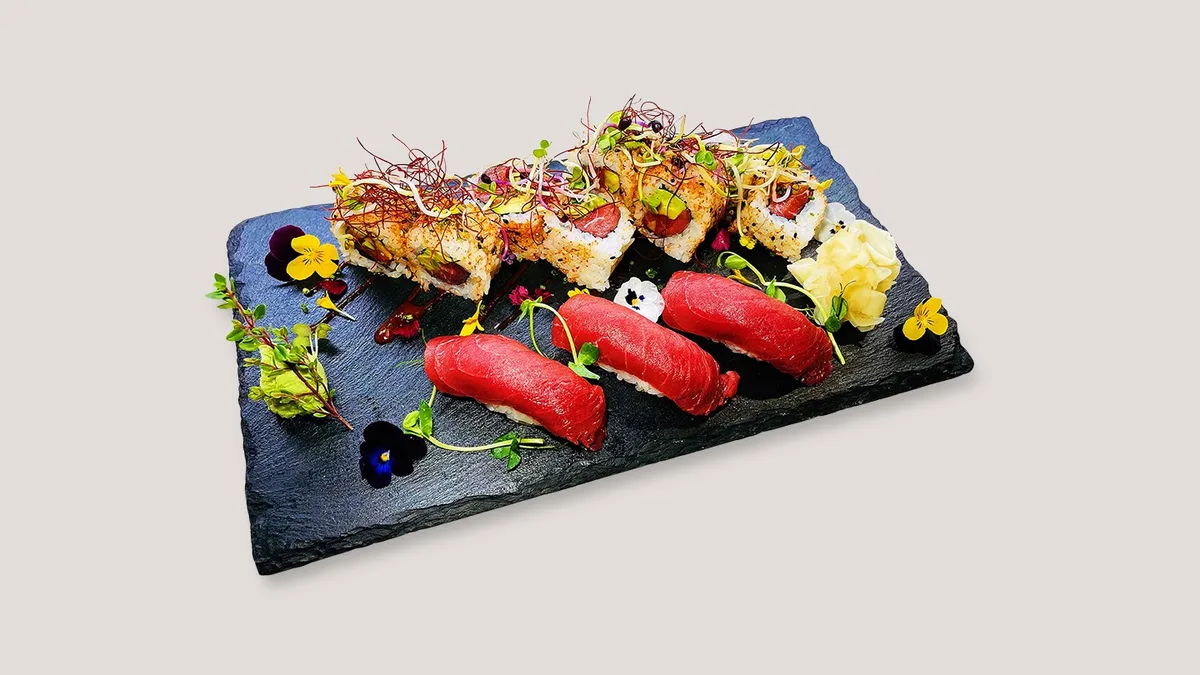 B7. Tuna Love Box