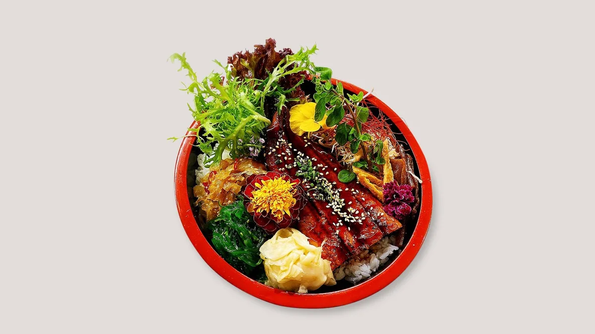 D9. Una Don Deluxe Bowl