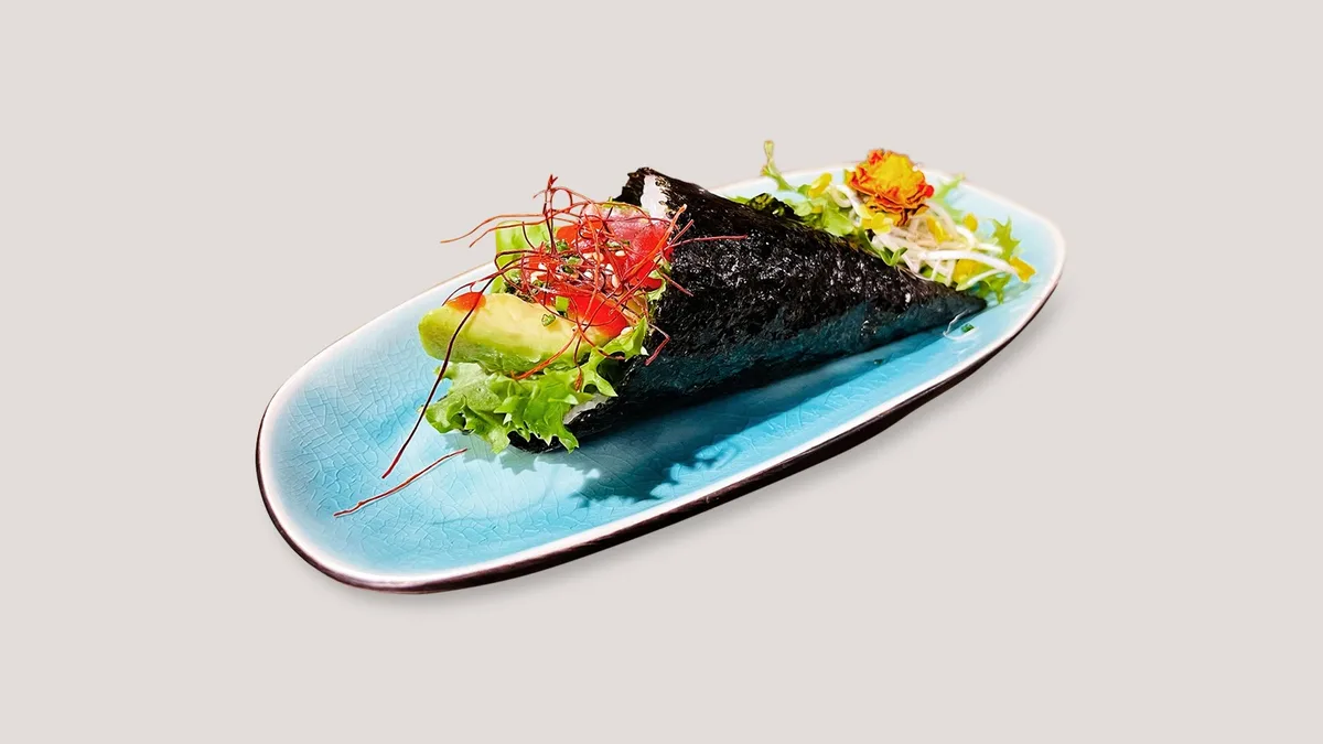 T2. Spicy Tuna Temaki