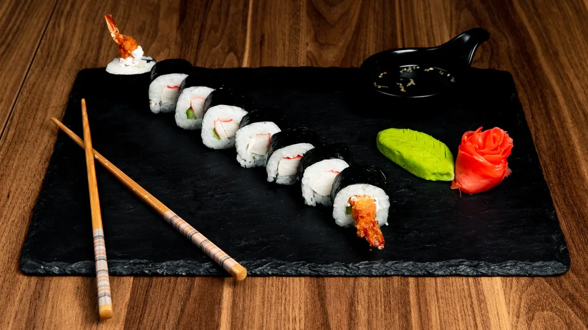 Ebi Maki