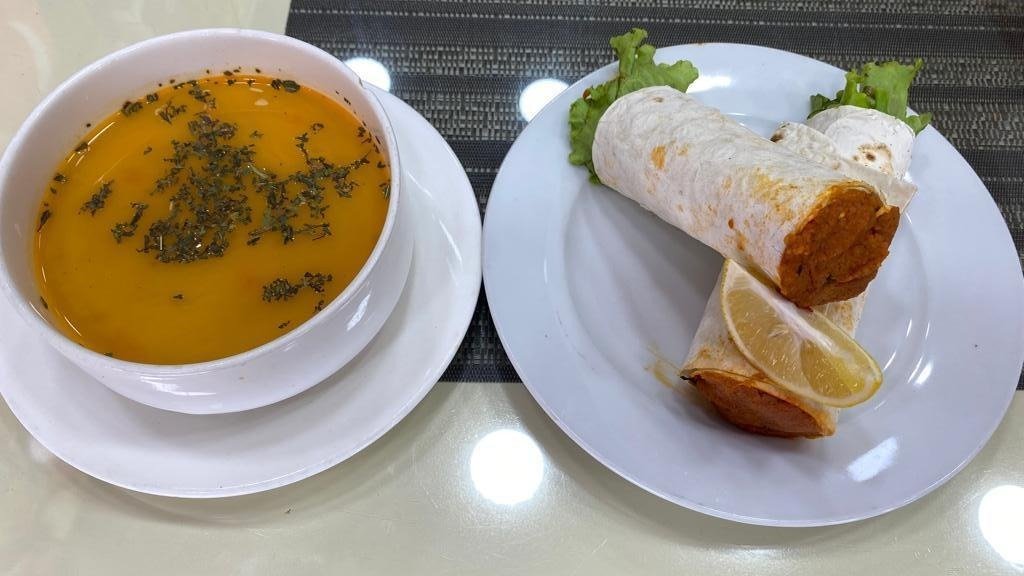 Çiy Köftə Dürüm + Mərci Şorbası