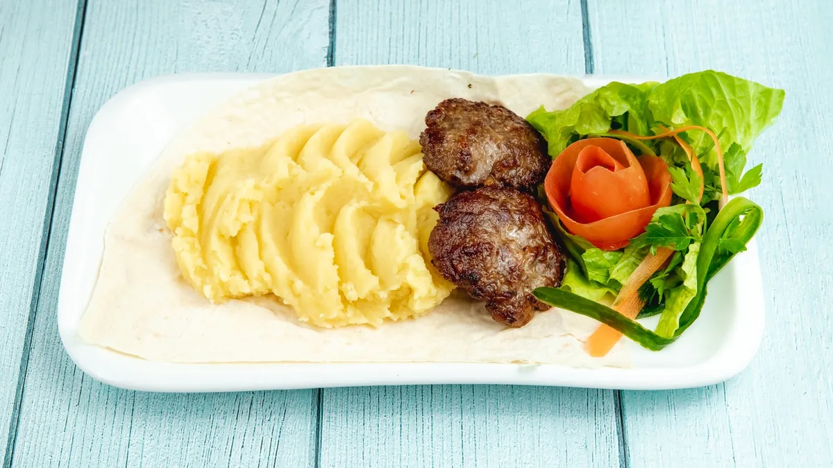 Kotlet və Kartof Püresi