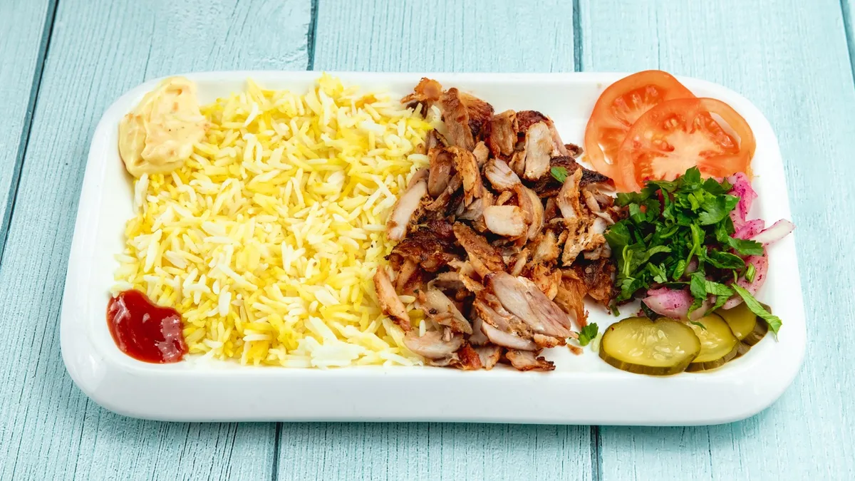 Plov Üstü Toyuq Dönəri