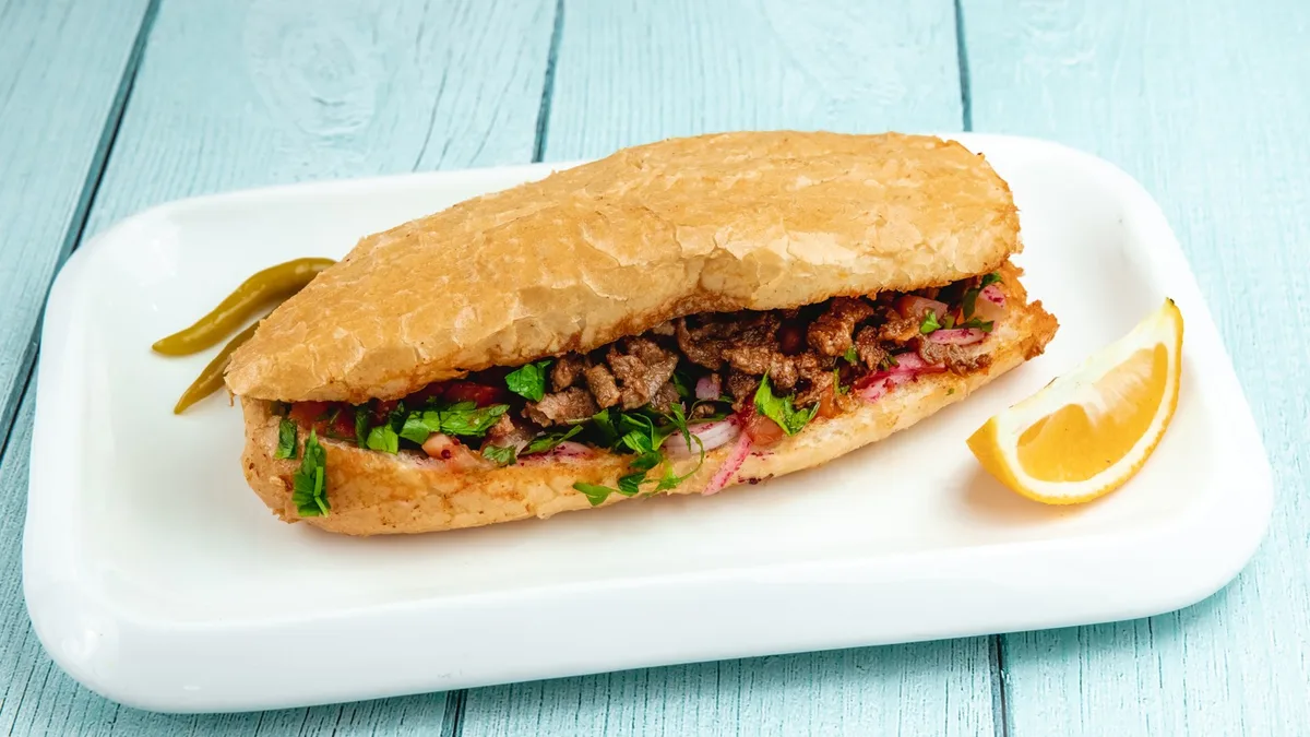 Tantuni Çörəkdə