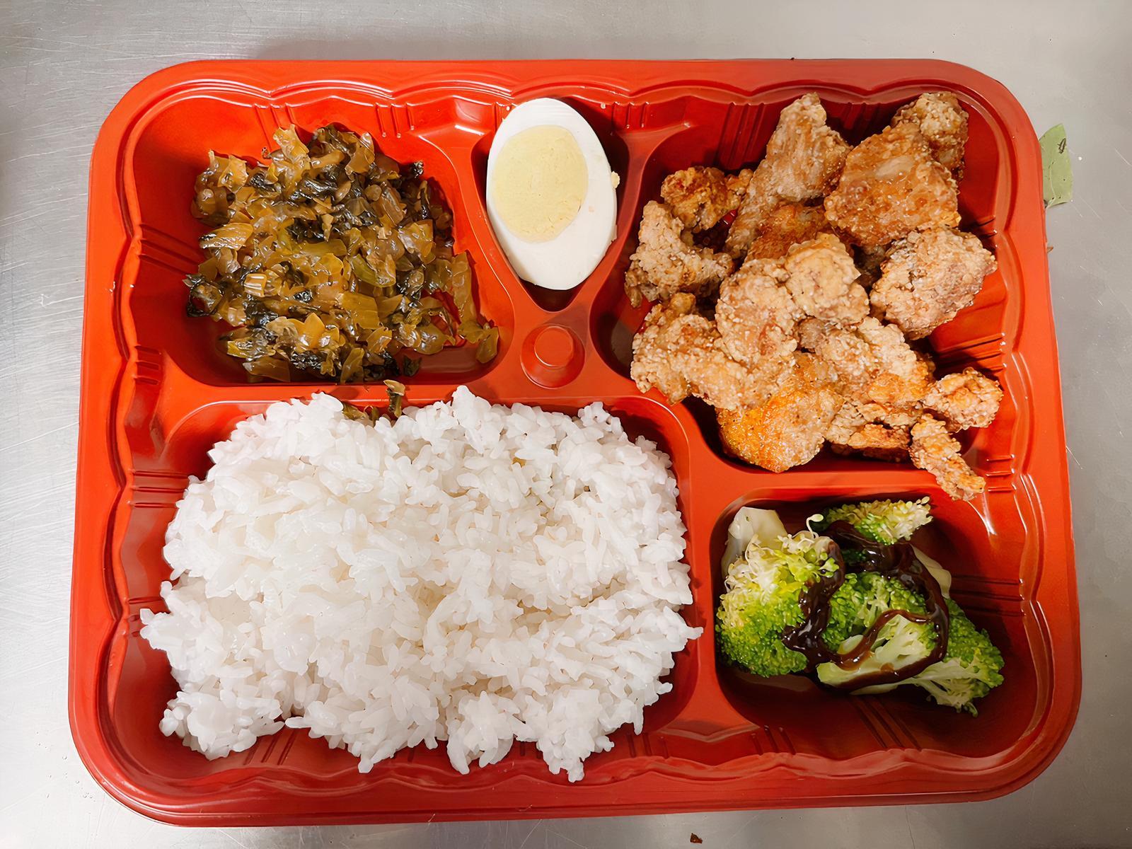 Crispy Chicken with Rice/鹹酥雞飯