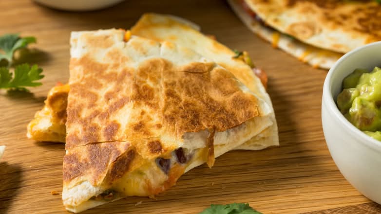 Large Quesadilla Suiza Veggie