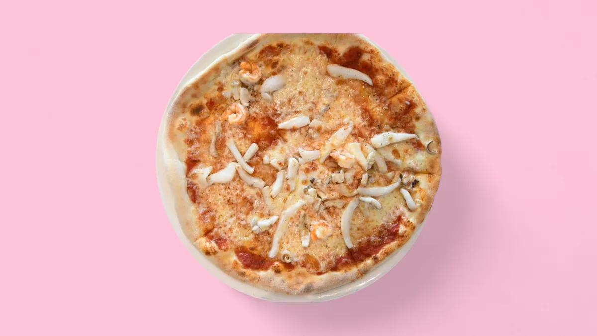 Seafood Pizza