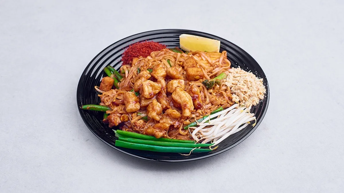 Pad Thai Kurczak
