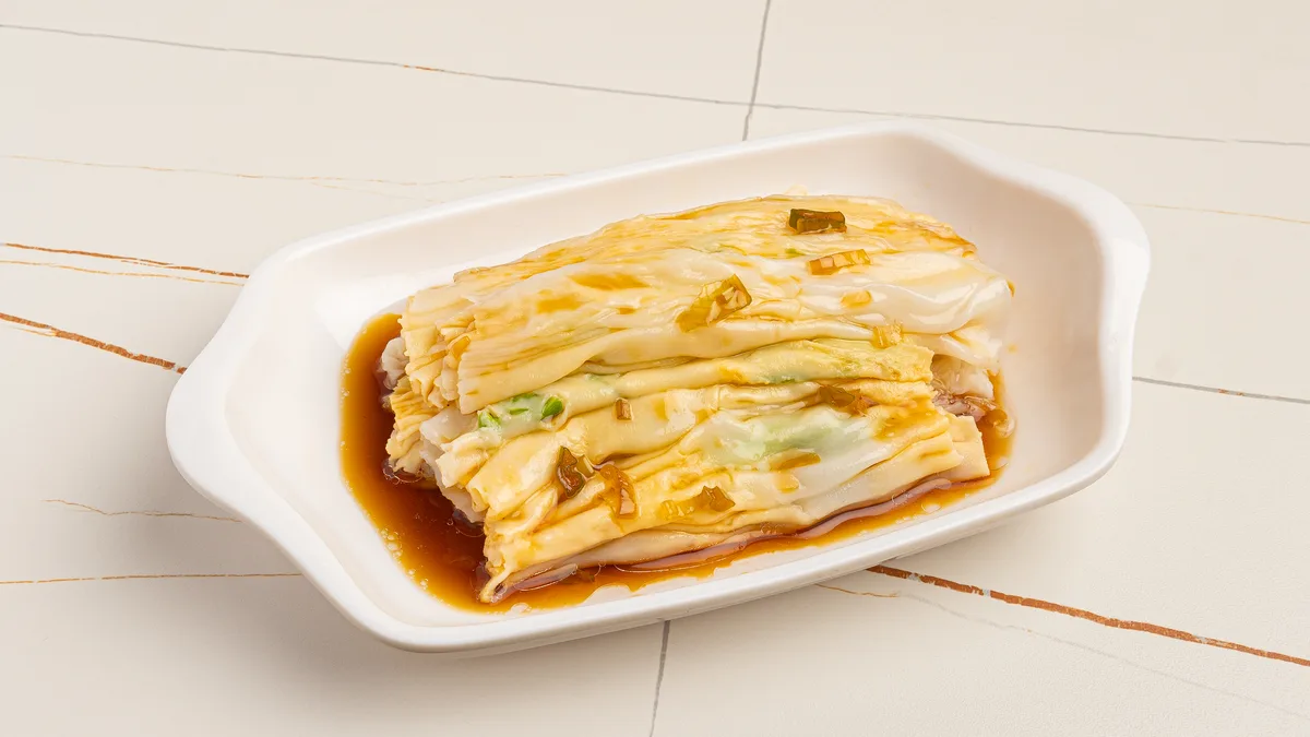 104. Marhahús 牛肉肠粉 Beef