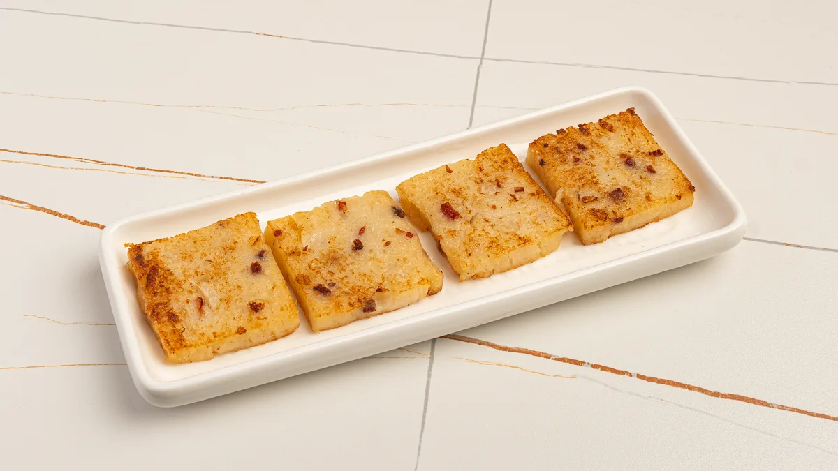 209. Sült retek torta 香煎萝卜糕 Pan-fried Raddish Cake
