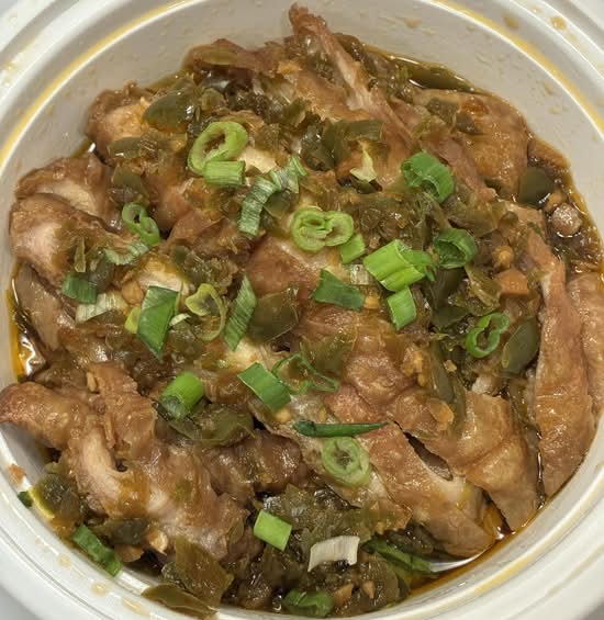 脆皮大肠 Crispy Pork Intestine