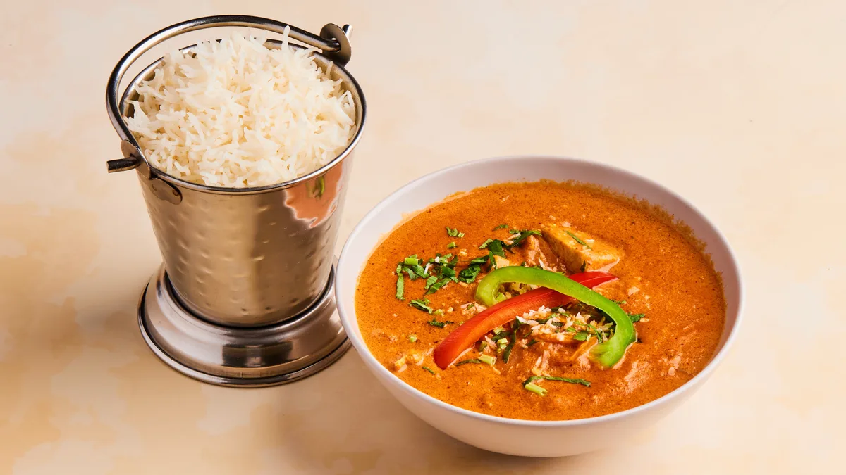67. Paprika Chicken Malai Masala