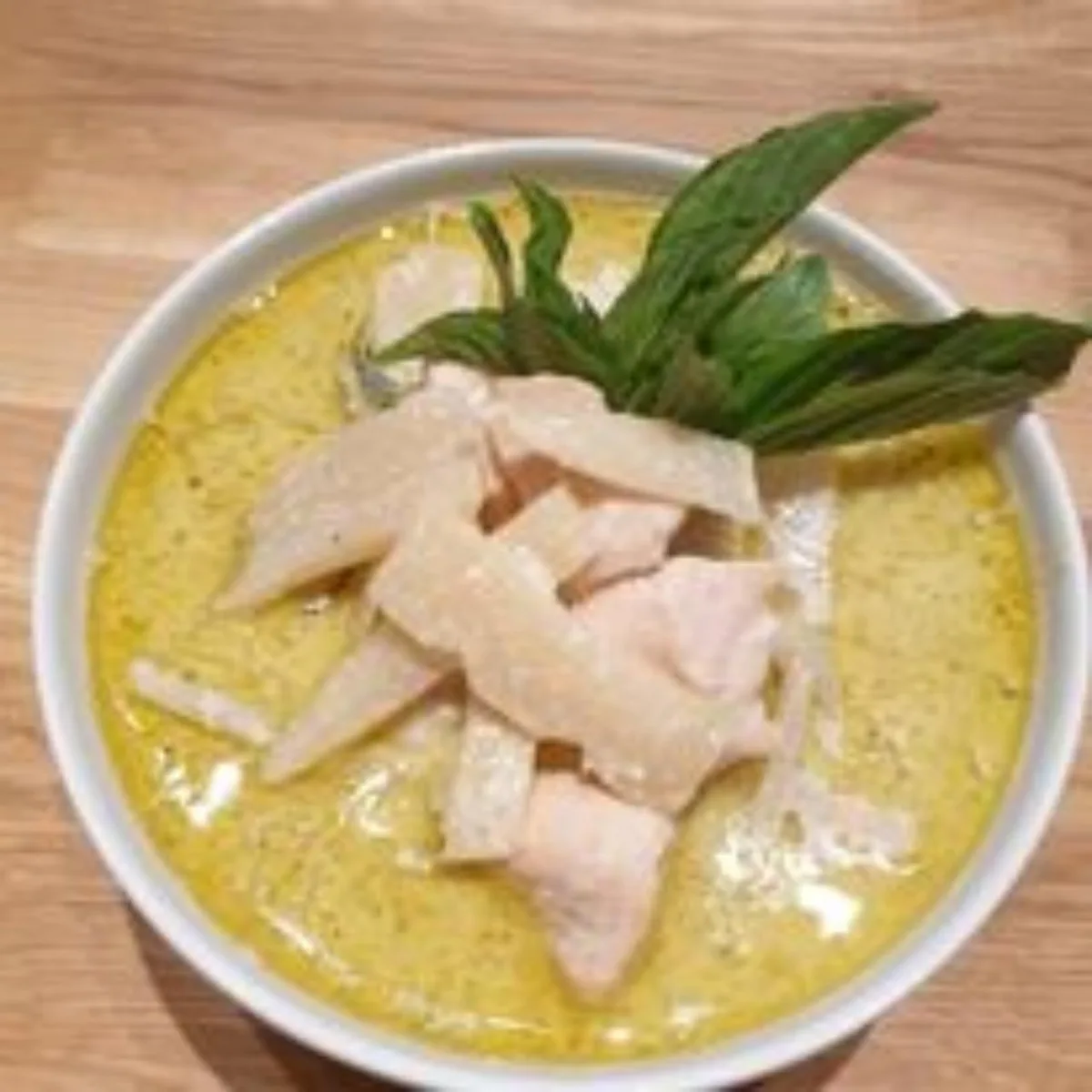 13.  Kaeng Keaw Wan Gai