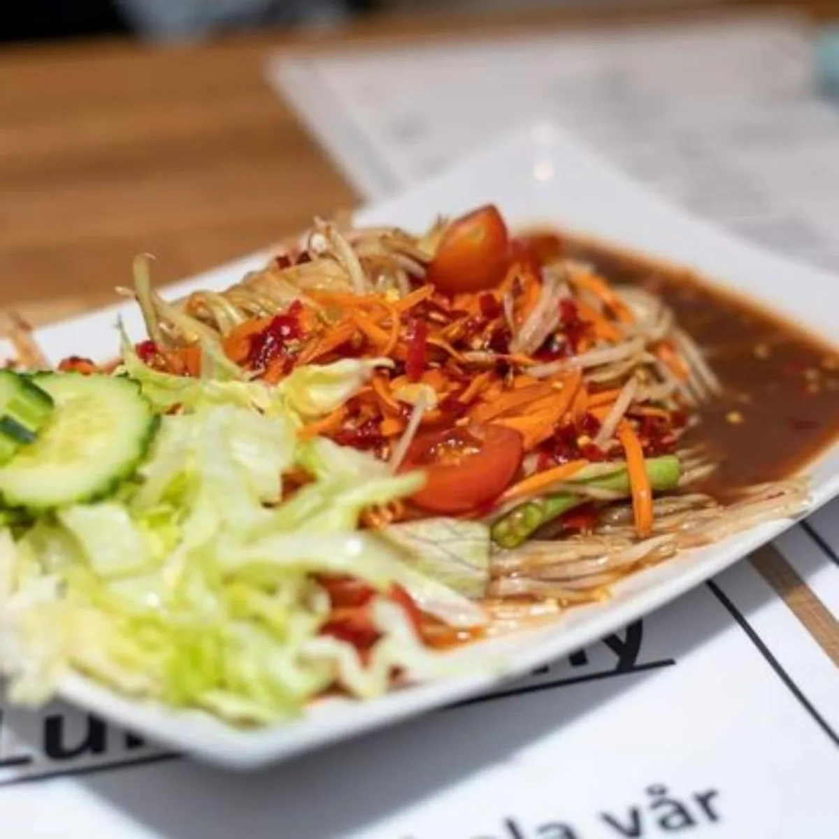 31. Som Tom Isaan