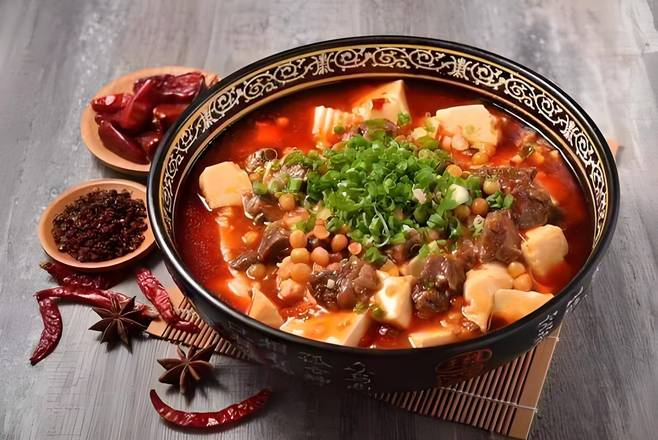 Beef W. Tendon Tofu In Szechuan Style/麻辣豆花牛