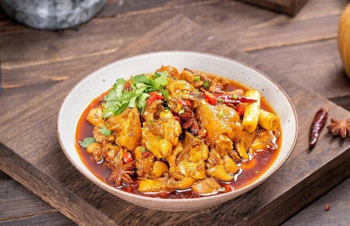 ChongQing Braised Chicken W. Zucchini/重庆烧鸡公