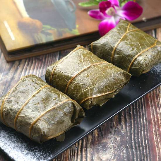 Noh Mai Gai（Rice In Lotus Leaf）/荷叶糯米鸡