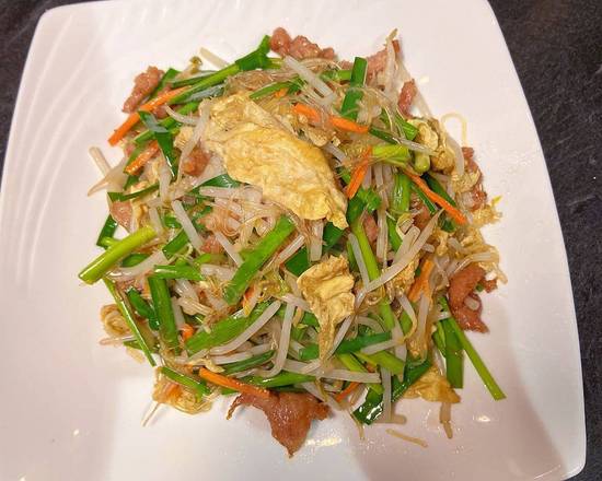 Sautéed Pork W. Chinese Chives ＆ Green Bean Sprout ＆ Egg ＆ Bean Vermicelli/味道合家欢