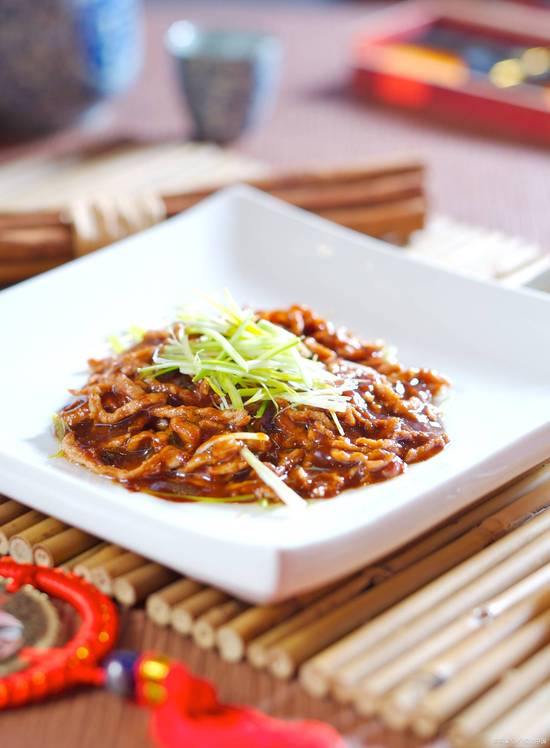 Sliced Pork W. Peking Sauce/京酱肉丝