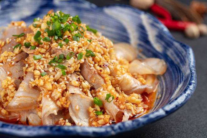 Sliced Tender Pork W. Garlic Sauce/蒜泥白肉