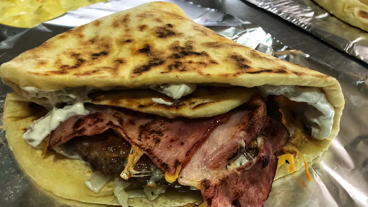 !!! Hamburger u tortilji