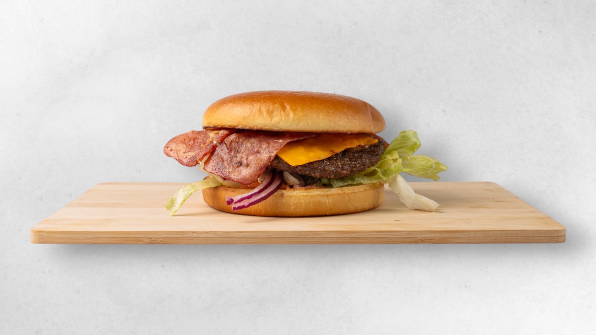 Medium Brioche Bacon Chili Cheeseburger 🌶️