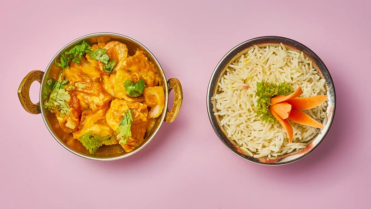 76. Chicken Bhuna Masala