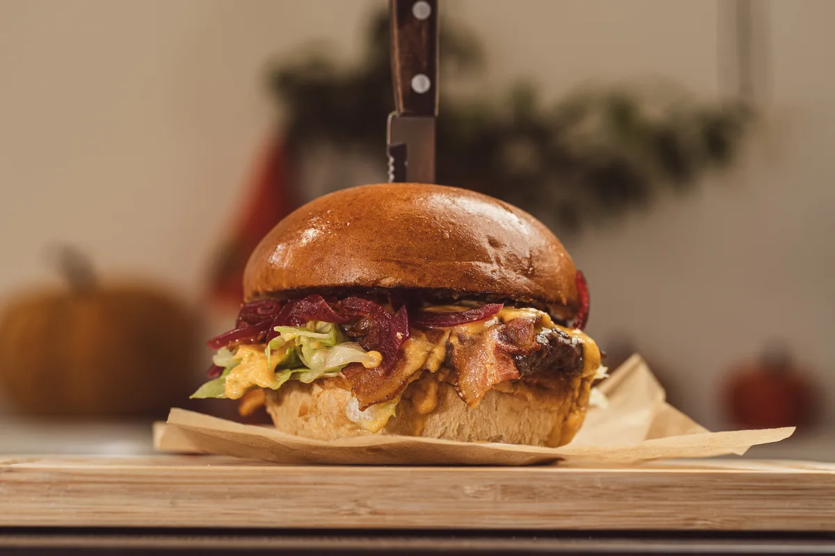 Tasty Burger Menü