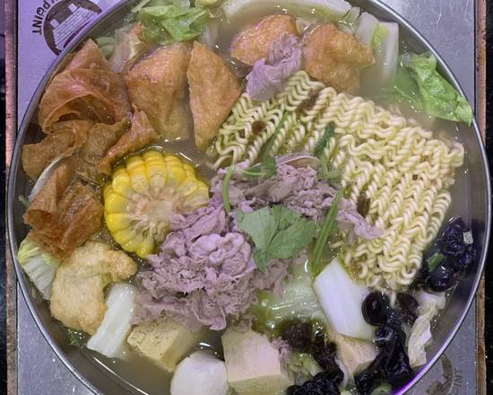 6. Vine Pepper Lamb Hot Pot (Spicy)