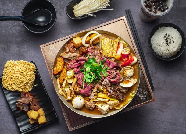 Taiwanese Supreme Spicy Hot Soup