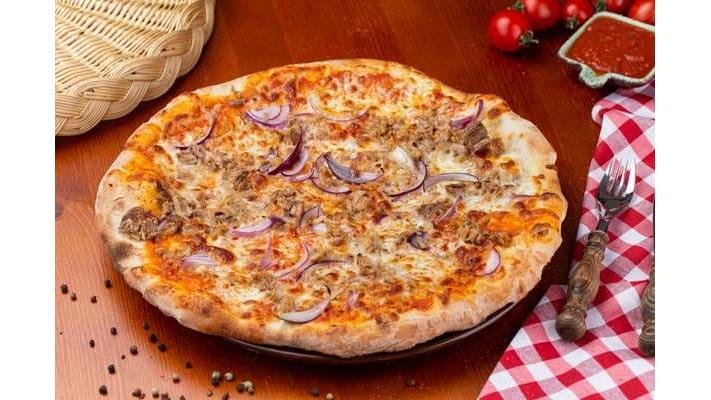 Pizza Tonno Cipolla