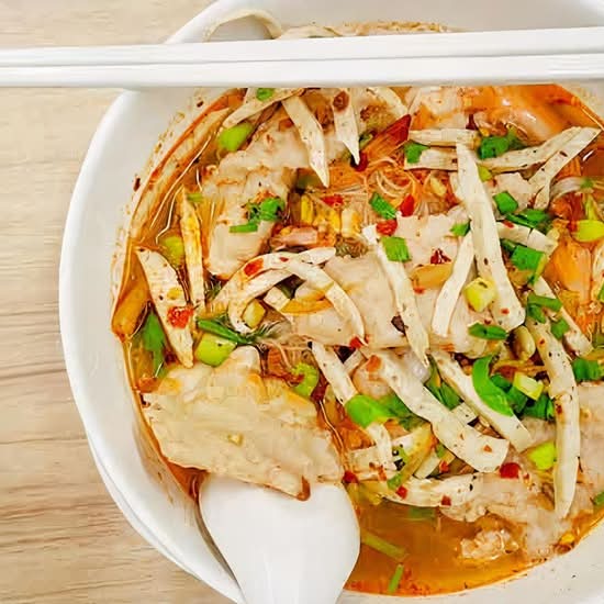Tom Yum Noodle Soup