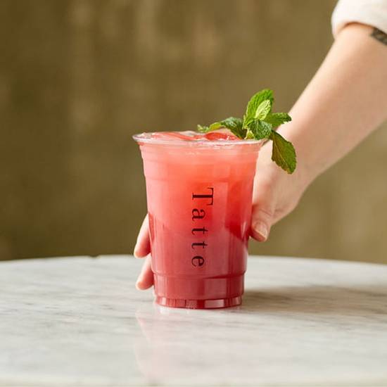 16 Oz Iced Strawberry and Cardamom Cooler