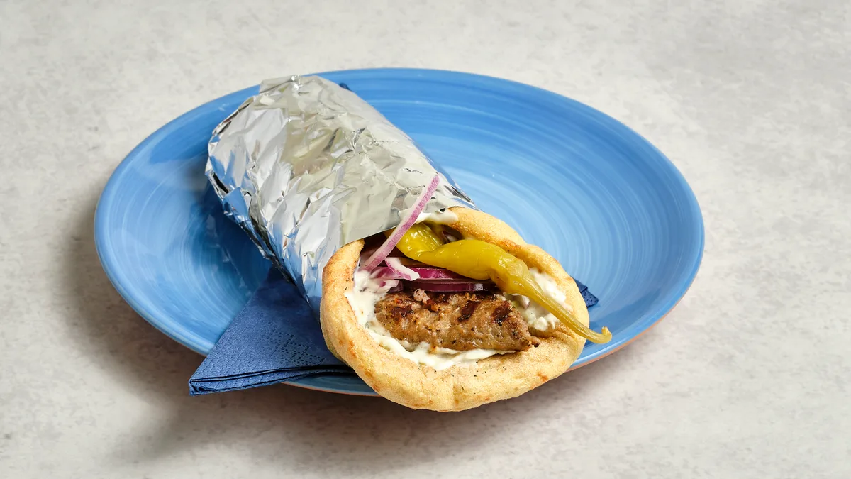 Lammfärsbiff i pita