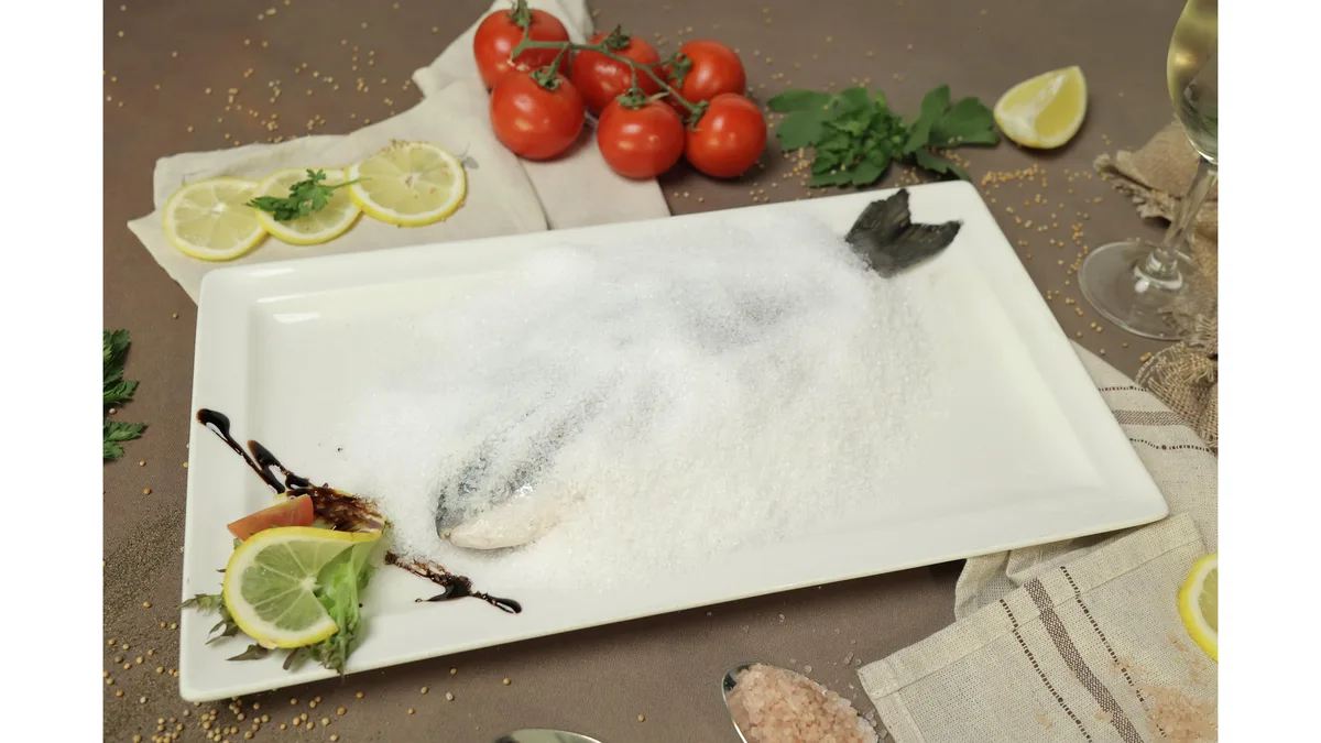 Dorada la cuptor in crustă de sare de mare 10g