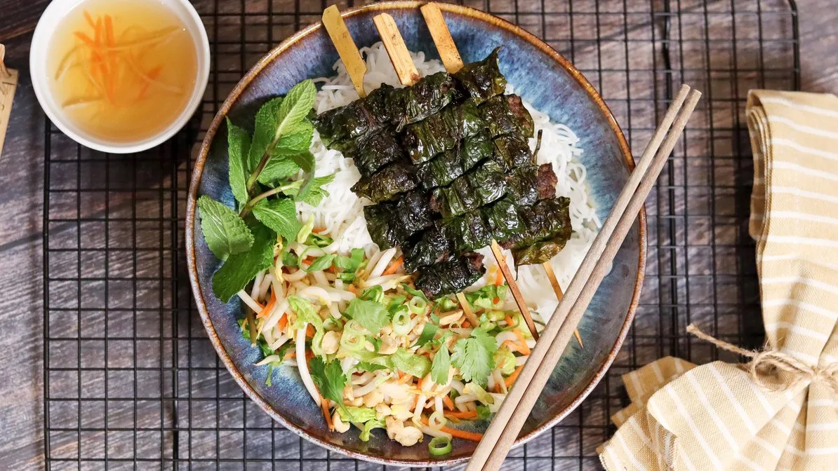 L8. Bun Bo La Lot