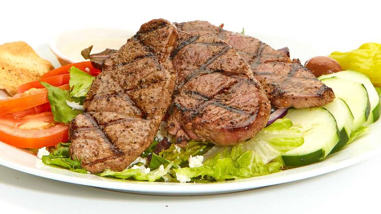 Greek Salad w/ Grilled Lamb