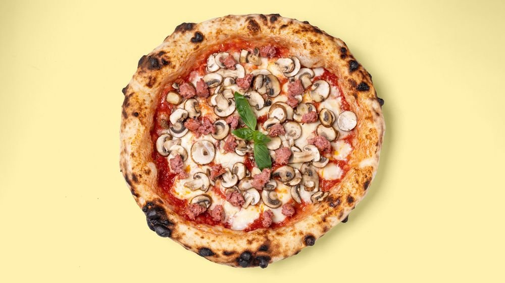 Salsiccia and Funghi