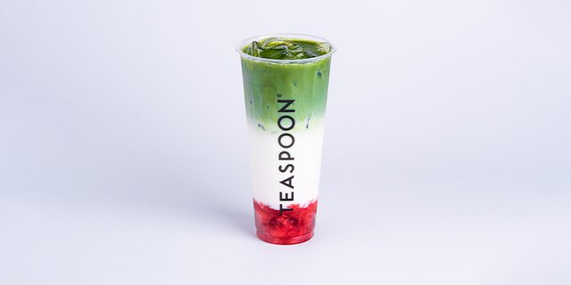 Strawberry Matcha Royale Tea