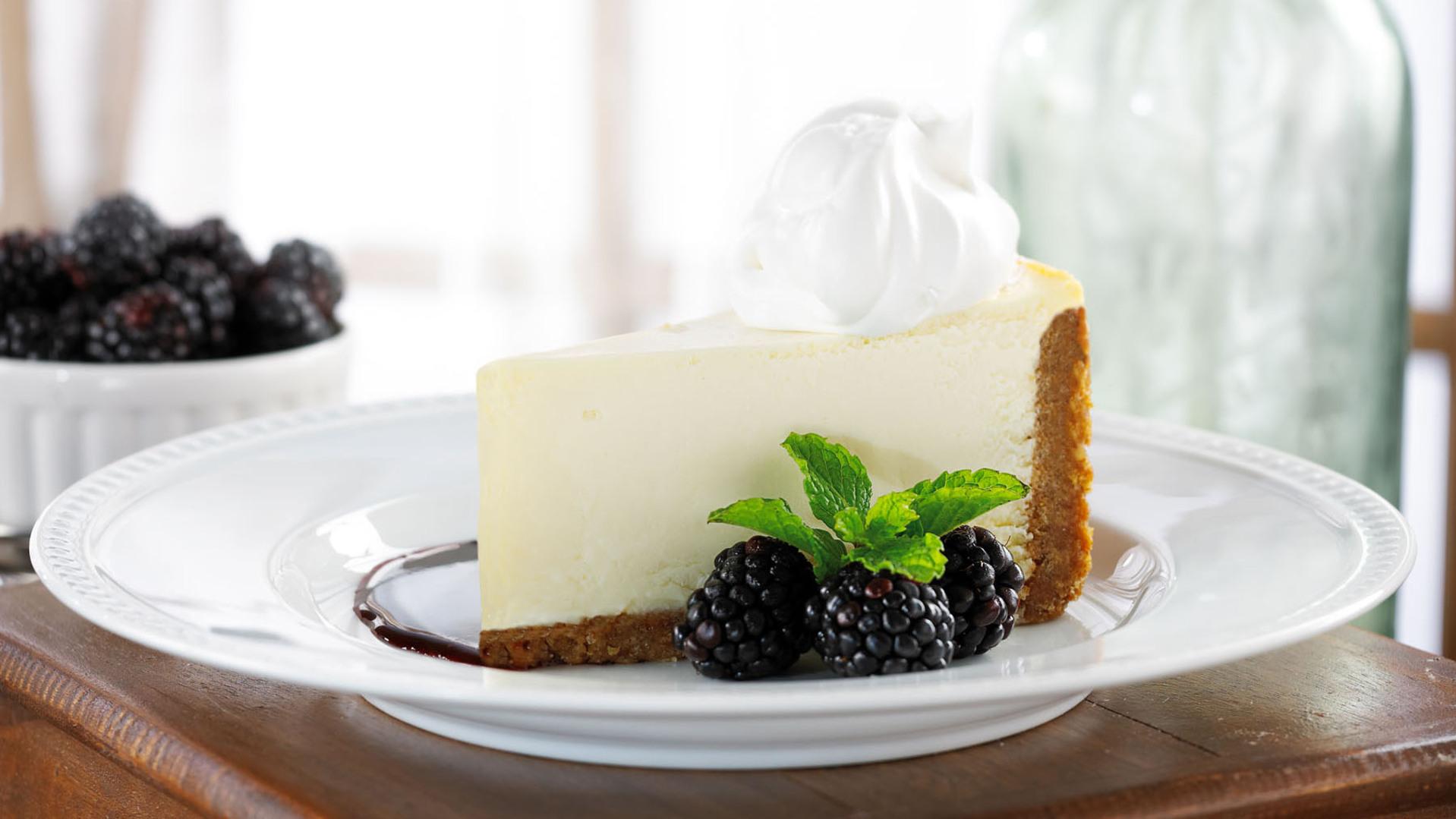 Ted's Wildberry Cheesecake
