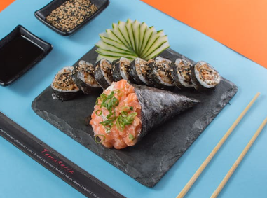 Combo Temaki + Roll