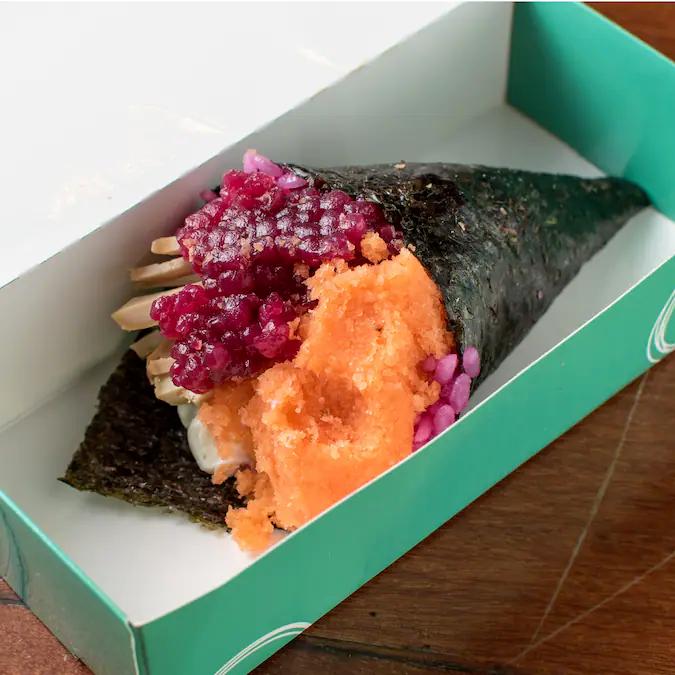 Temaki de Tofu Defumado