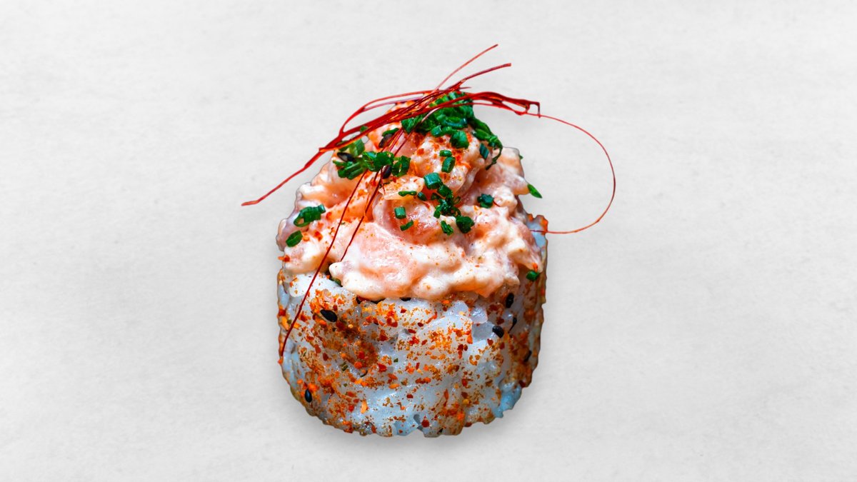 Spicy Salmon Roll